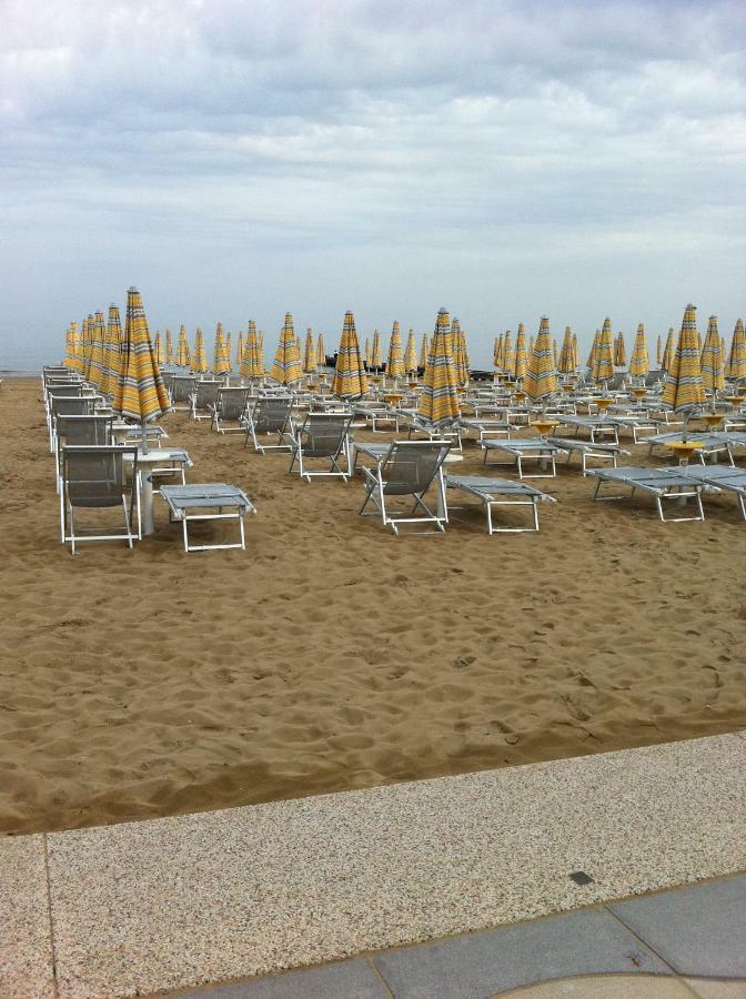 Residence Puccini Lido di Jesolo Exterior foto